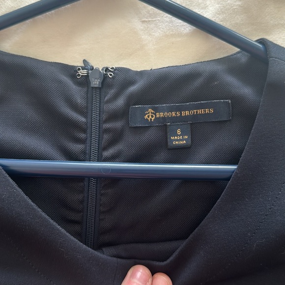 Brooks Brothers Navy dress - size 6. - Picture 3 of 4